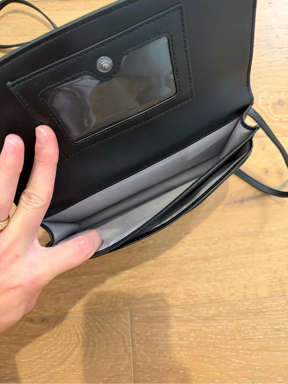 Tumi Belden Wallet Crossbody